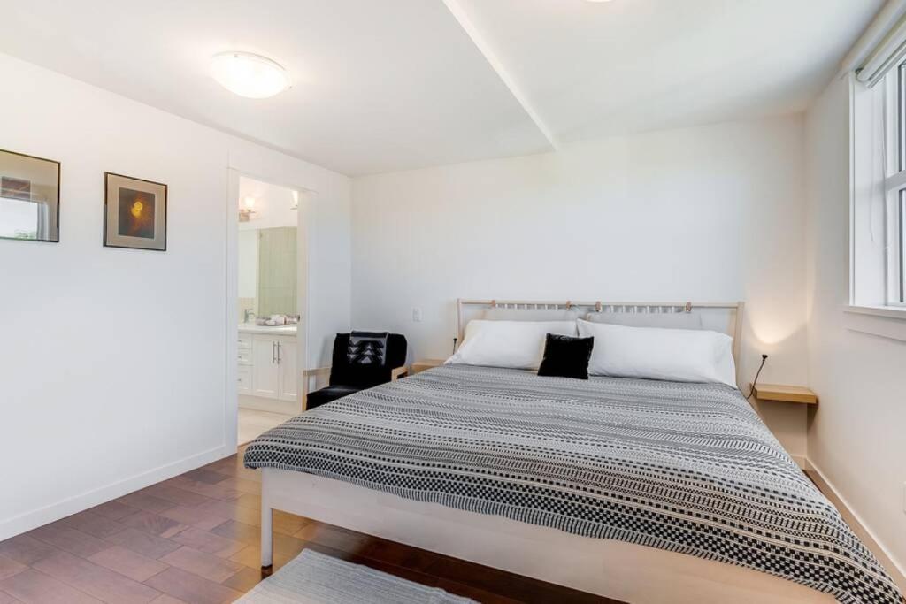 Cedar Hill Sunlit Stay - Bright Spacious & Modern 維多利亞 外观 照片